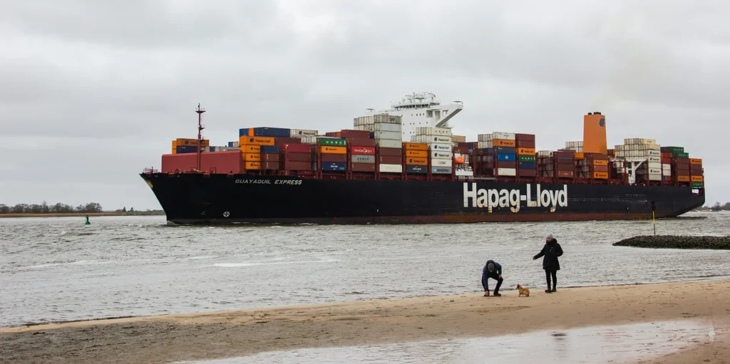 Hapag-Lloyd shipping vessel